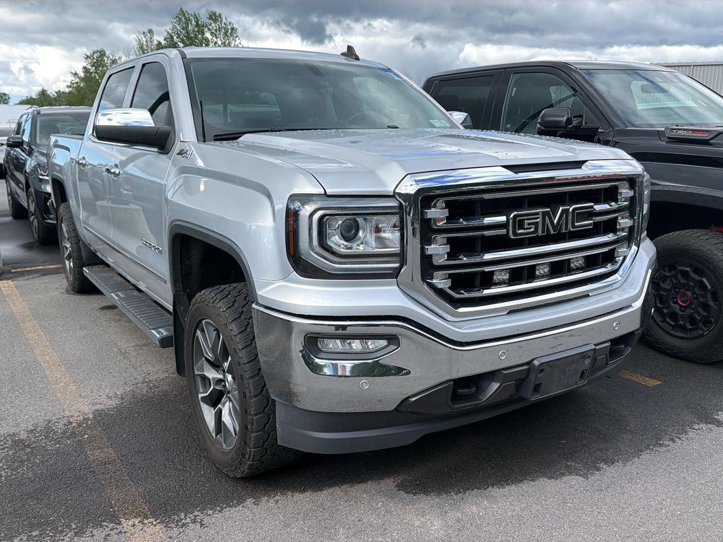 2017 GMC Sierra 1500 SLT