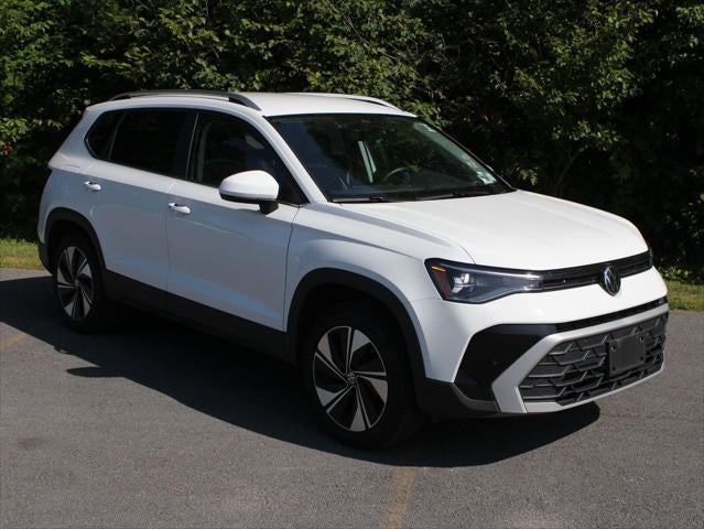 2026 Volkswagen Taos SE