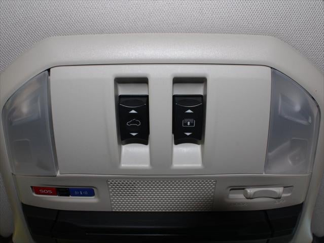 2023 Subaru Ascent Touring - Photo 32