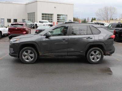 2022 Toyota RAV4 Hybrid XLE