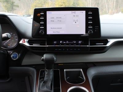 2024 Toyota Sienna LE