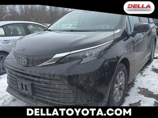 2024 Toyota Sienna LE