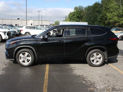2021 Toyota Highlander LE