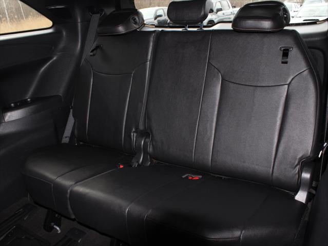 2025 Toyota Sienna Woodland Edition