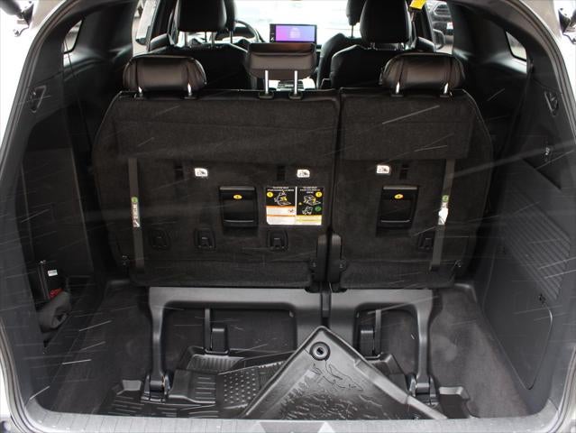 2025 Toyota Sienna Woodland Edition