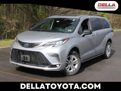 2022 Toyota Sienna XSE