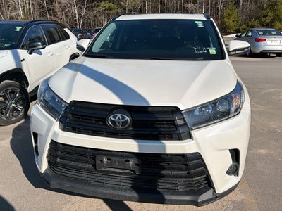 2019 Toyota Highlander SE