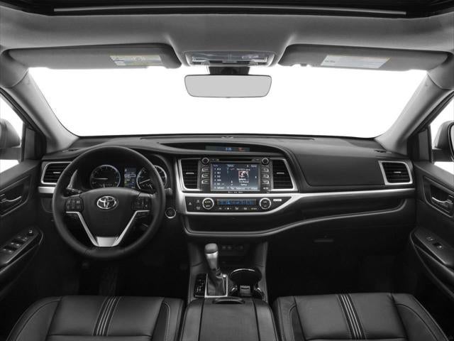 2017 Toyota Highlander SE