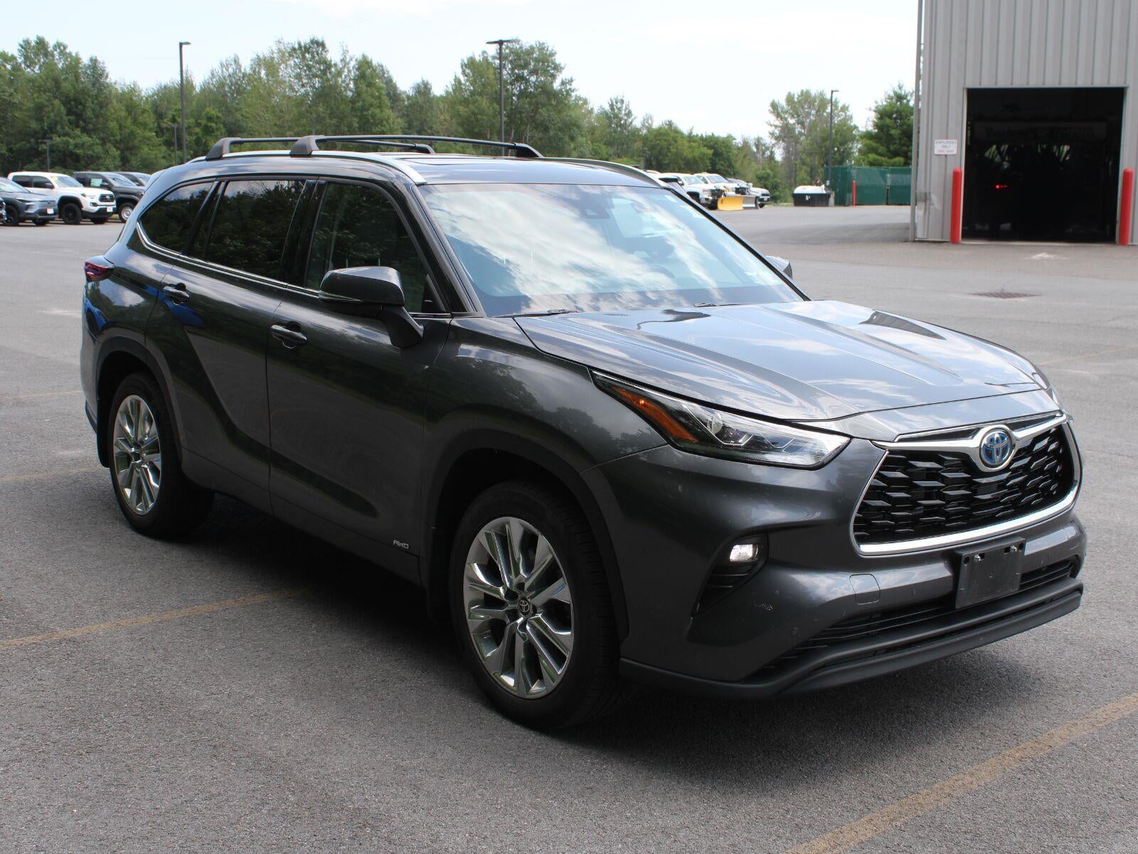 2023 Toyota Highlander Hybrid Limited