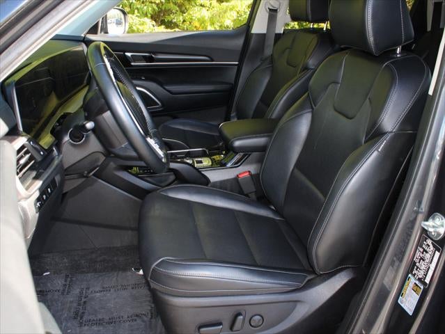 2024 Kia Telluride S - Photo 39
