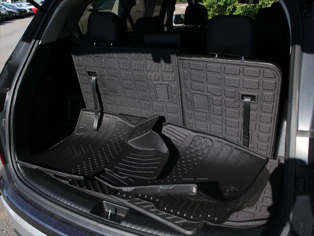 2024 Kia Telluride S - Photo 29