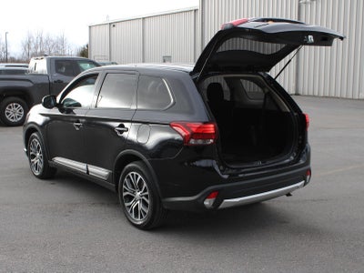 2017 Mitsubishi Outlander ES
