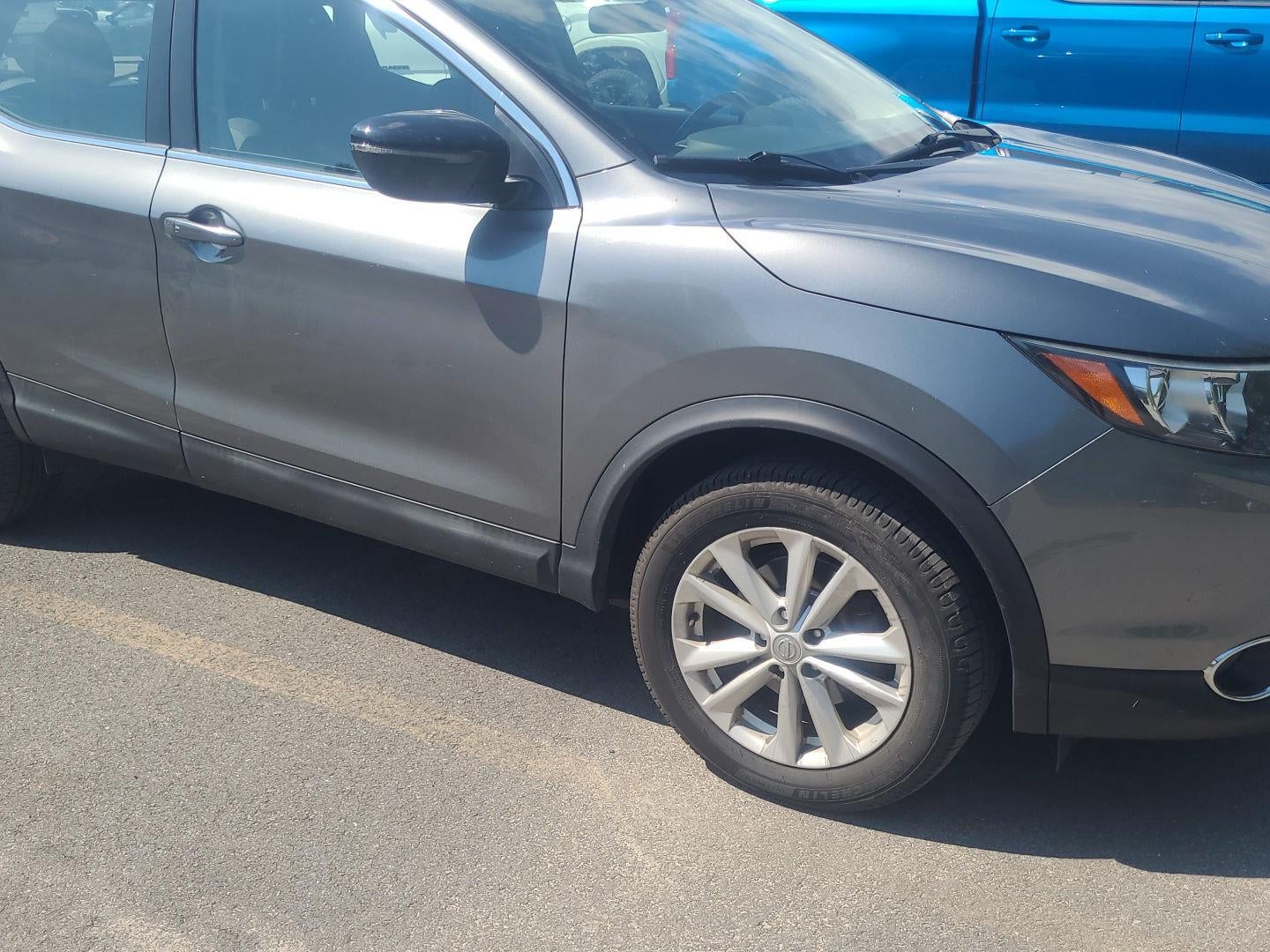 2017 Nissan Rogue Sport SV