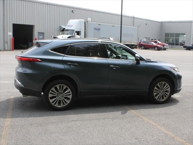 2023 Toyota Venza XLE