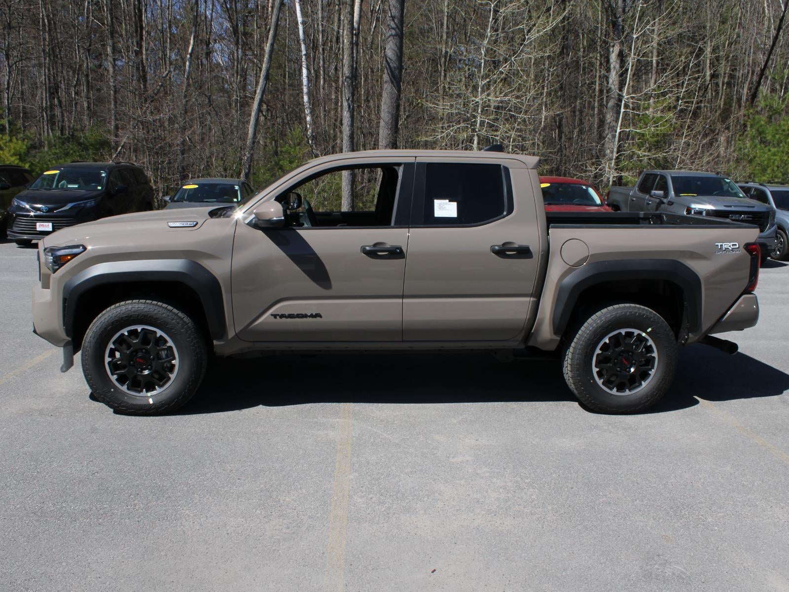 2026 Toyota Tacoma i-FORCE MAX Tacoma TRD Off-Road