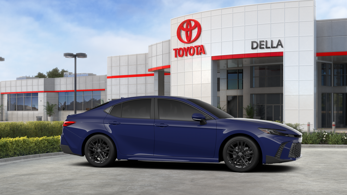 2026 Toyota Camry SE AWD