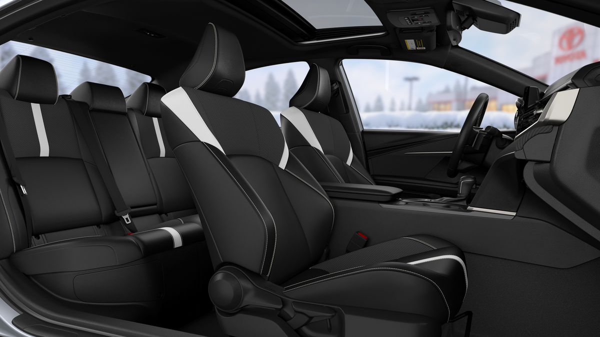 2026 Toyota Camry SE AWD