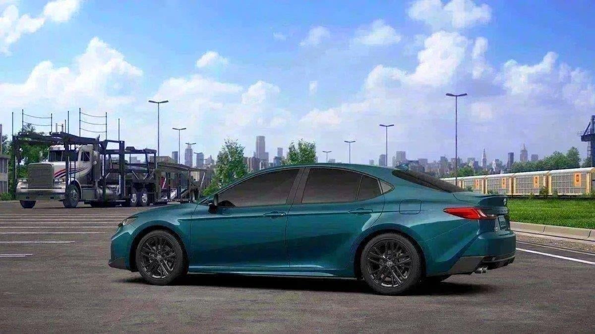 2026 Toyota Camry SE AWD