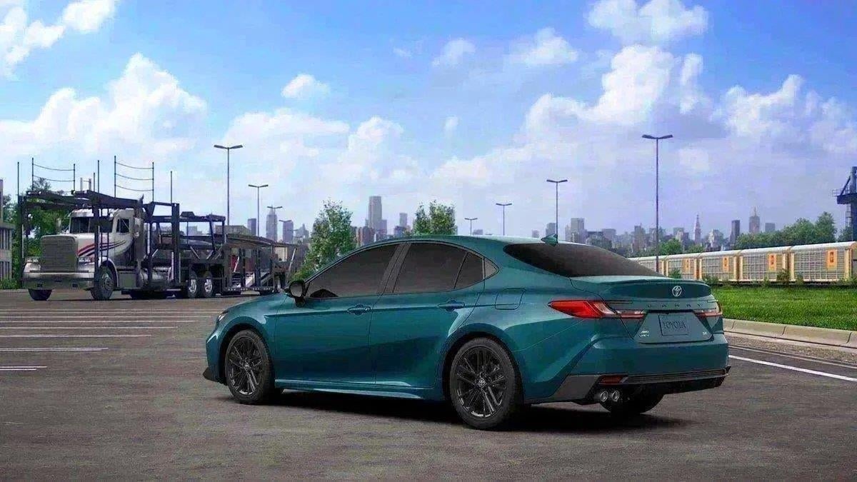2026 Toyota Camry SE AWD