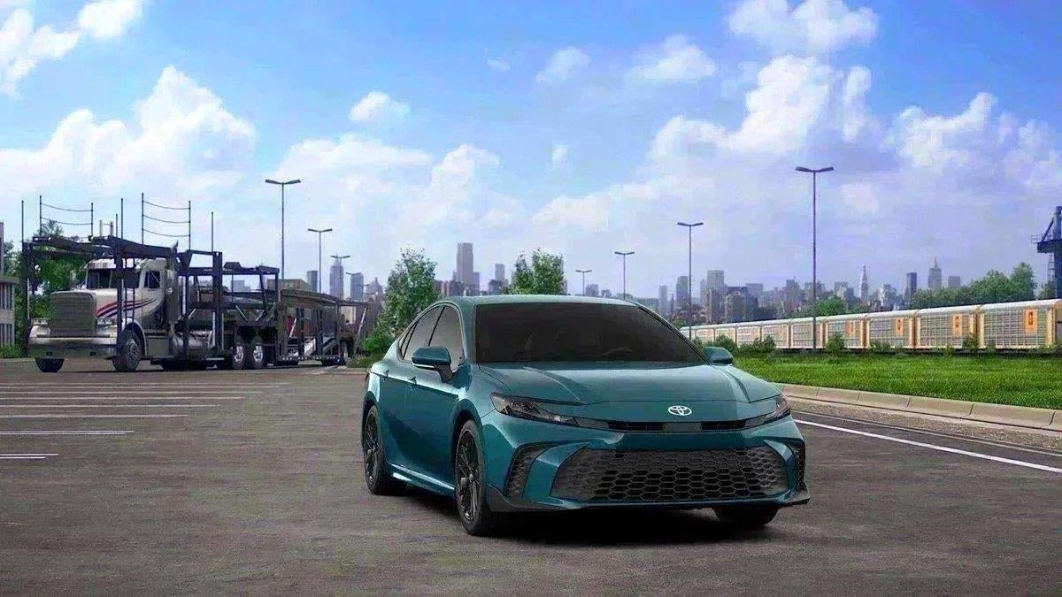 2026 Toyota Camry SE AWD