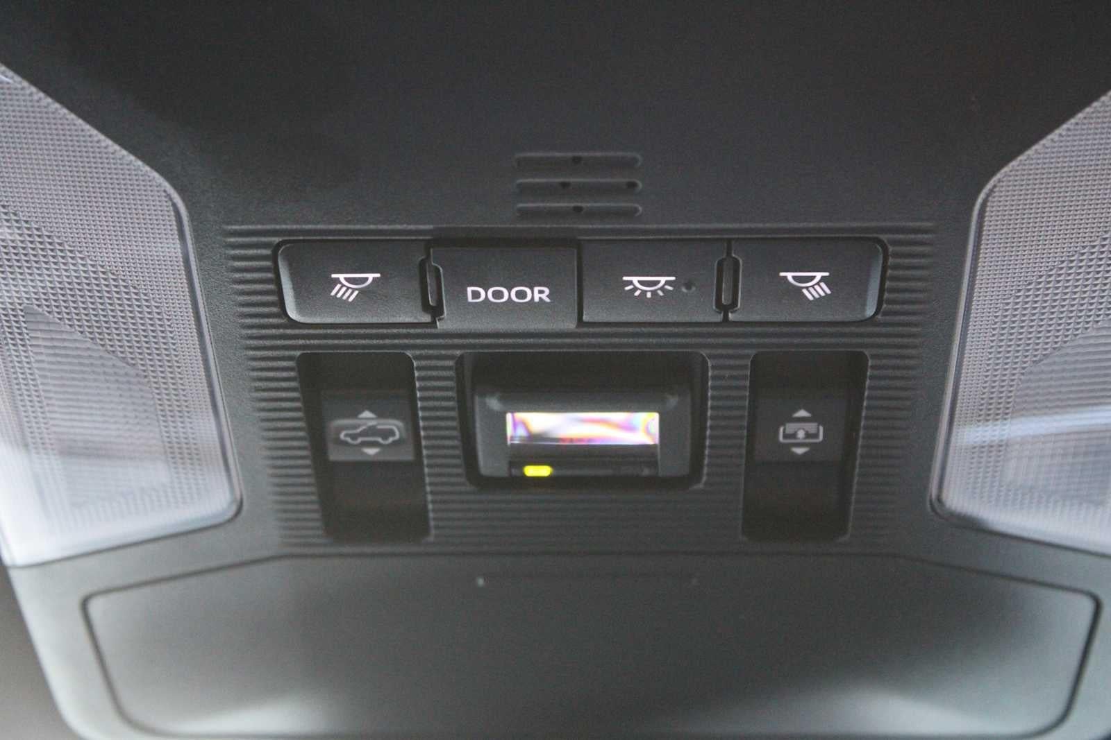 2025 Toyota RAV4 Hybrid XSE