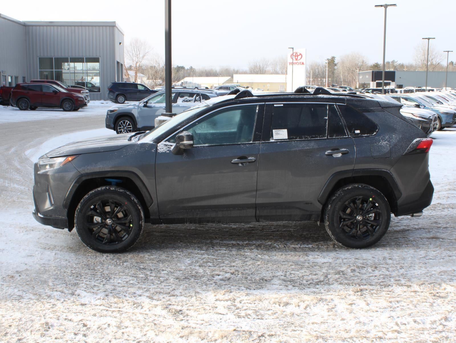 2025 Toyota RAV4 Hybrid XSE