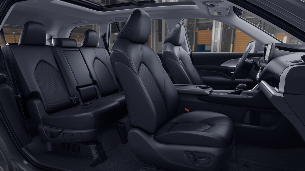 2026 Toyota Grand Highlander Hybrid XLE