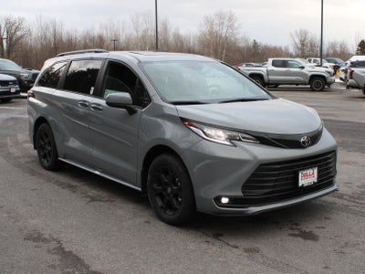 2026 Toyota Sienna Woodland Edition