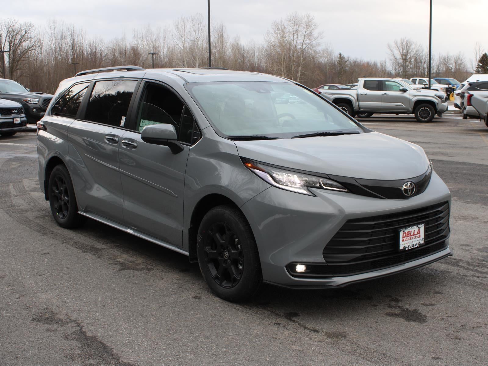 2026 Toyota Sienna Woodland Edition