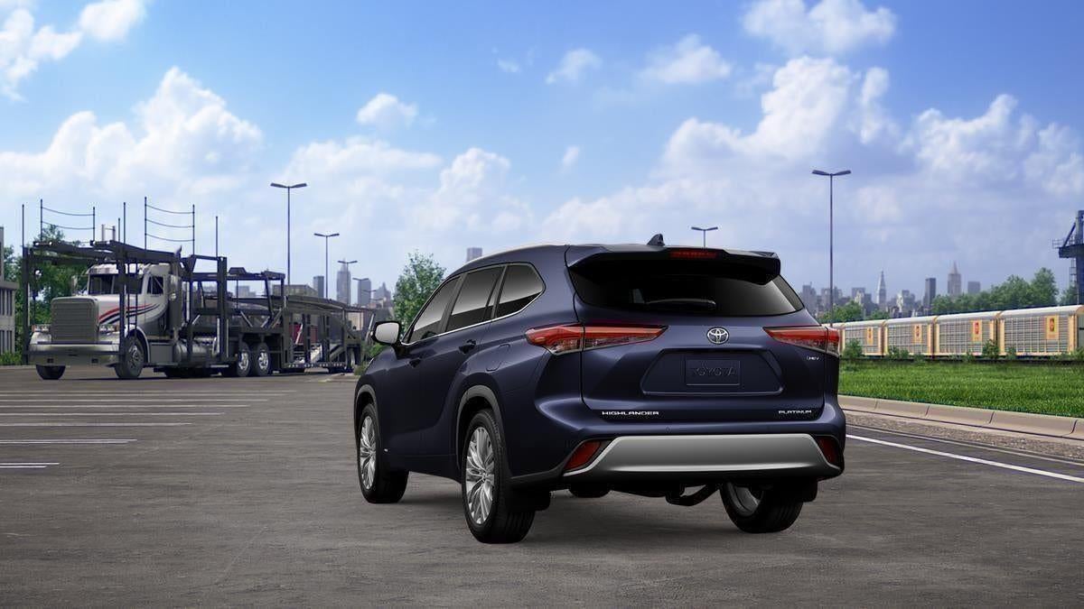 2026 Toyota Highlander Hybrid Platinum