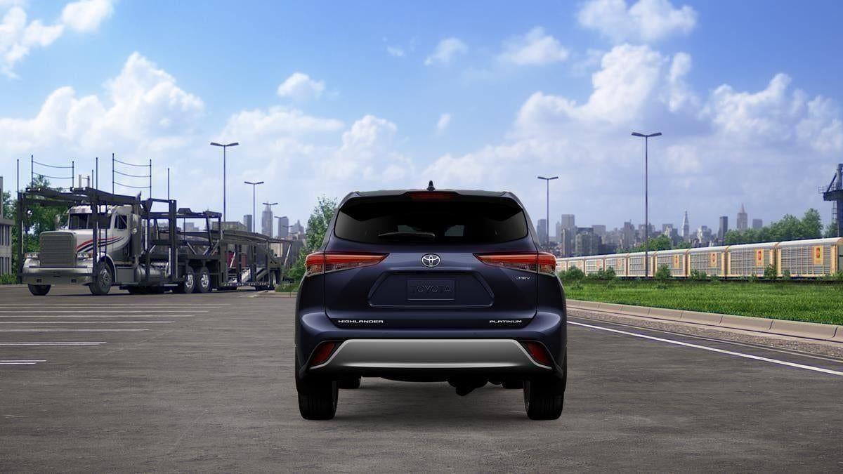 2026 Toyota Highlander Hybrid Platinum