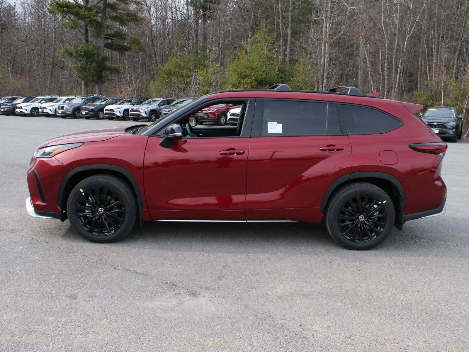 2026 Toyota Highlander XSE