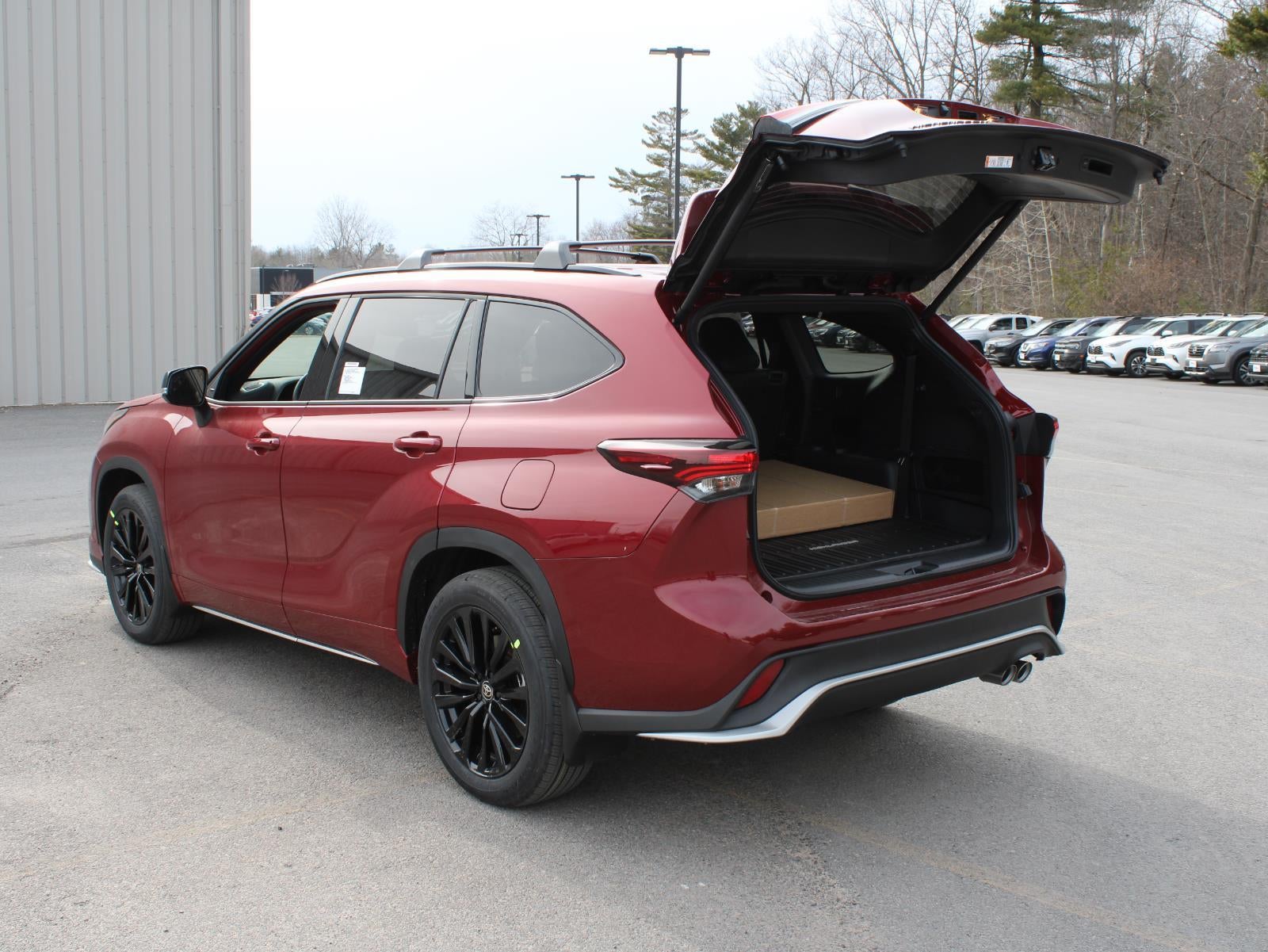 2026 Toyota Highlander XSE