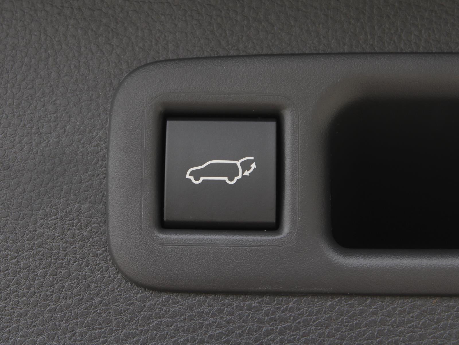 2026 Toyota Highlander XSE