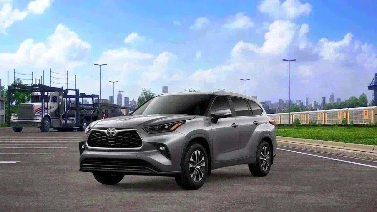 2026 Toyota Highlander XLE