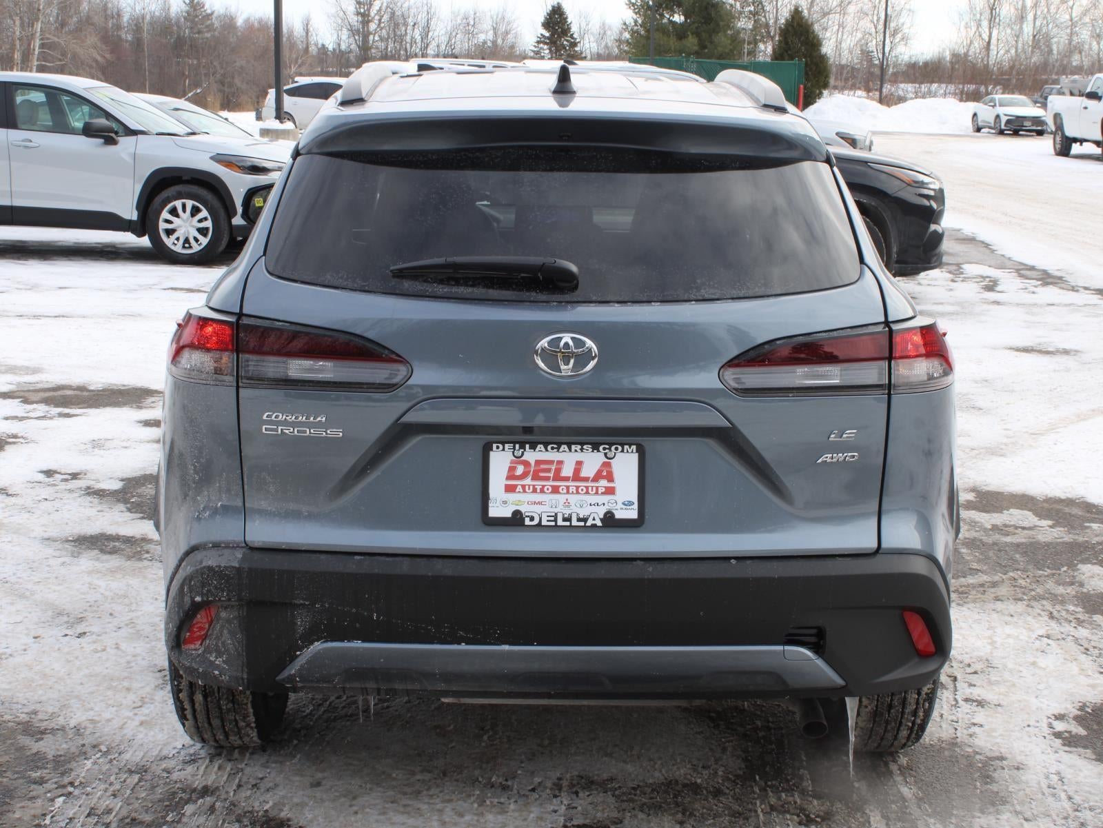 2026 Toyota Corolla Cross LE