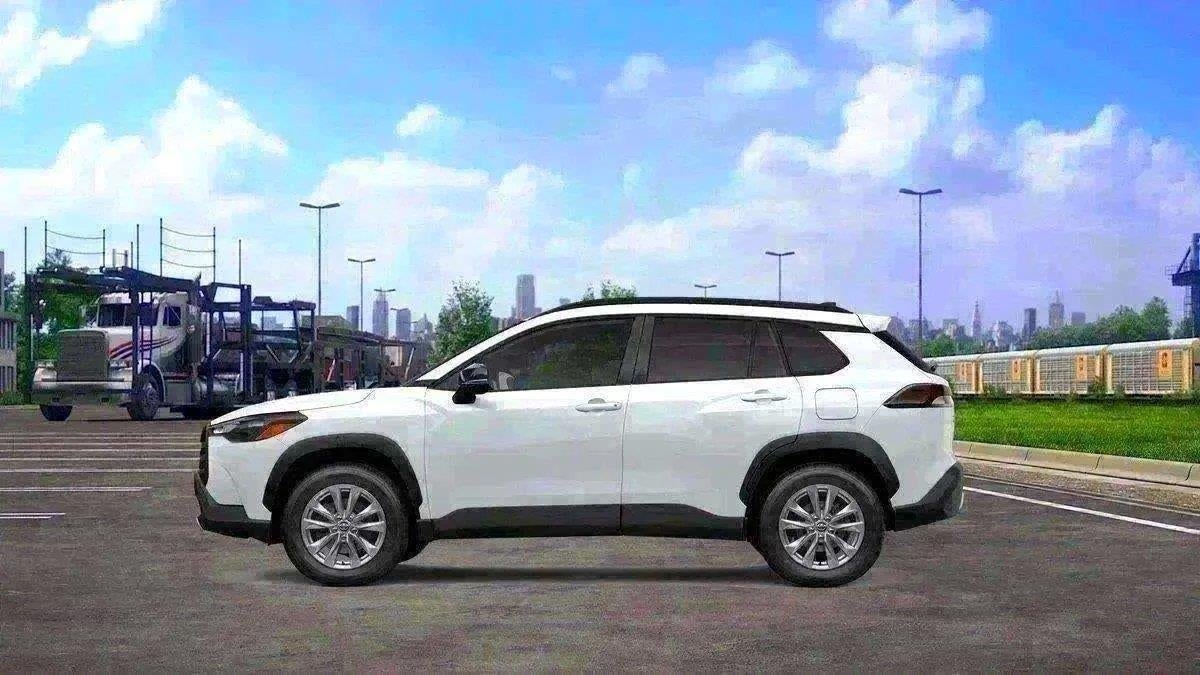 2026 Toyota Corolla Cross LE