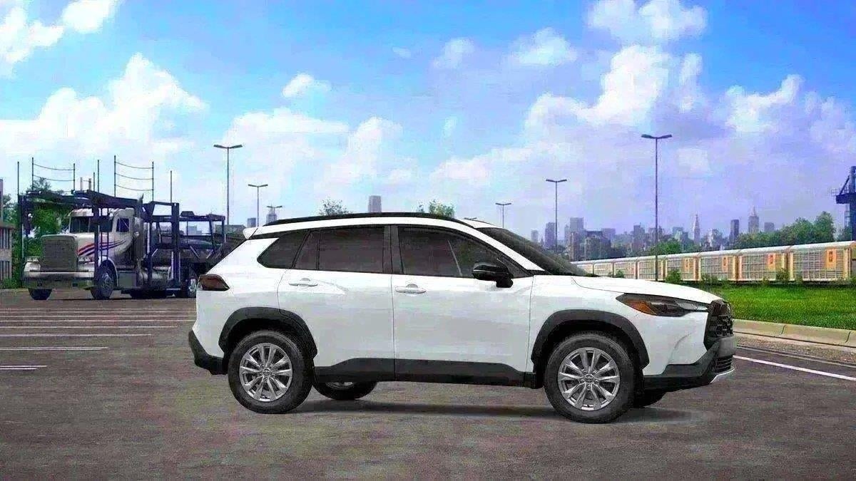 2026 Toyota Corolla Cross LE