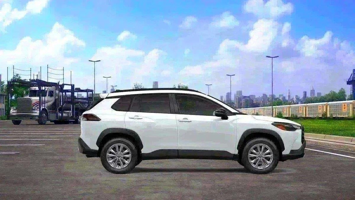 2026 Toyota Corolla Cross LE
