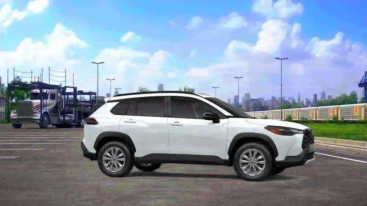 2026 Toyota Corolla Cross LE