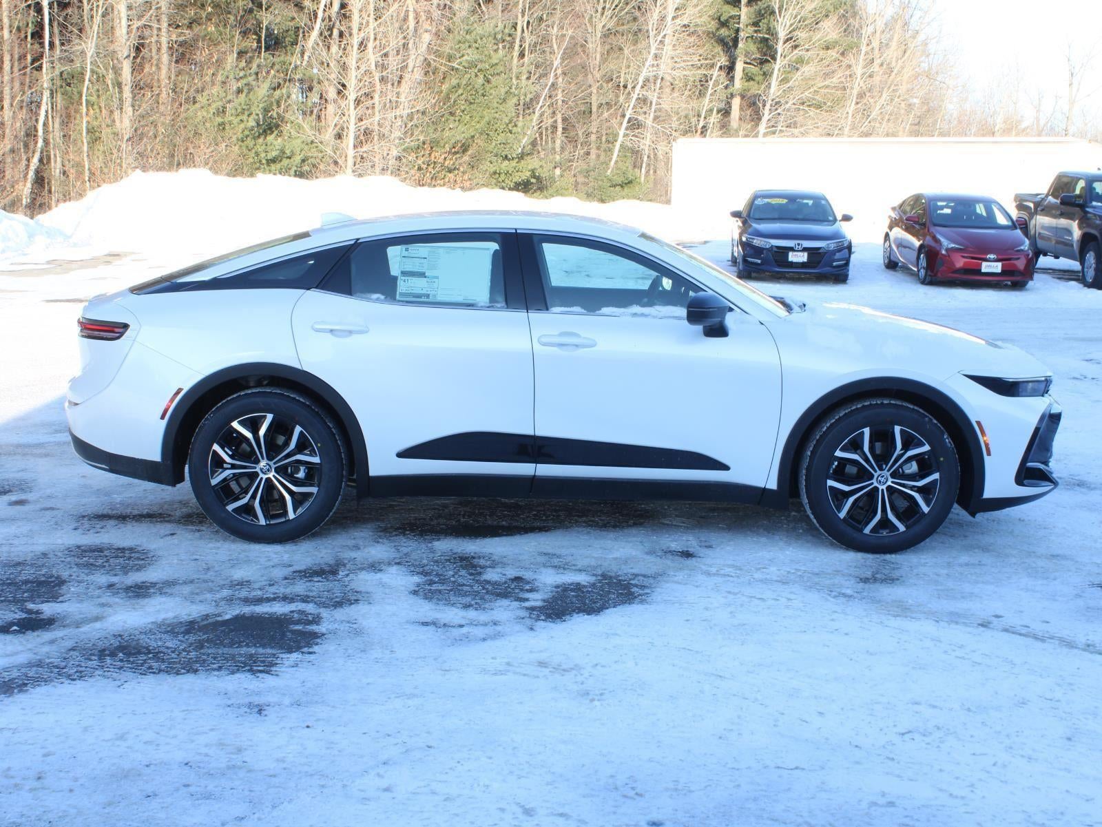 2026 Toyota Toyota Crown XLE