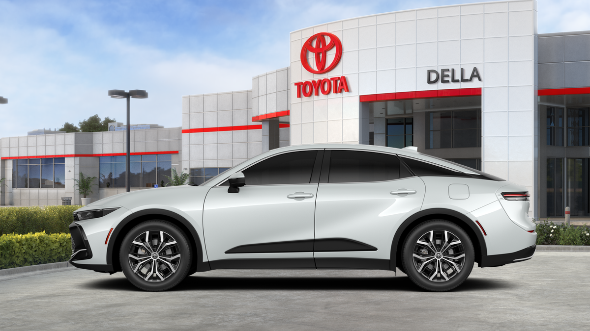 2026 Toyota Toyota Crown XLE