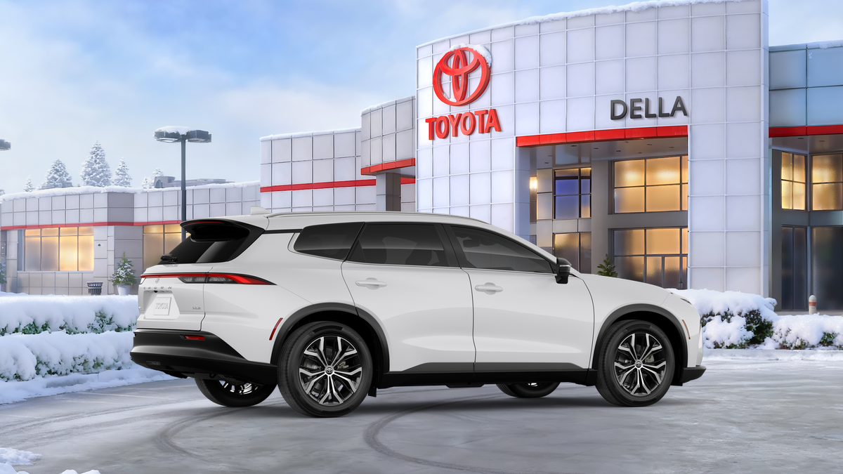 2026 Toyota Toyota Crown Signia XLE