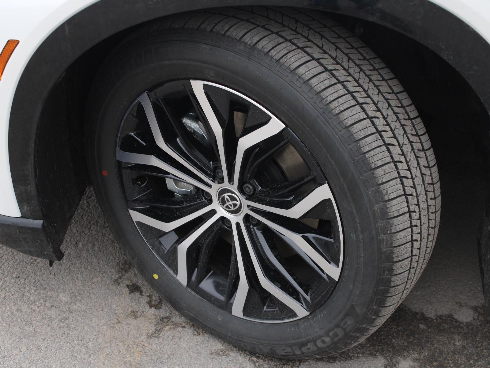 2026 Toyota Toyota Crown Signia XLE