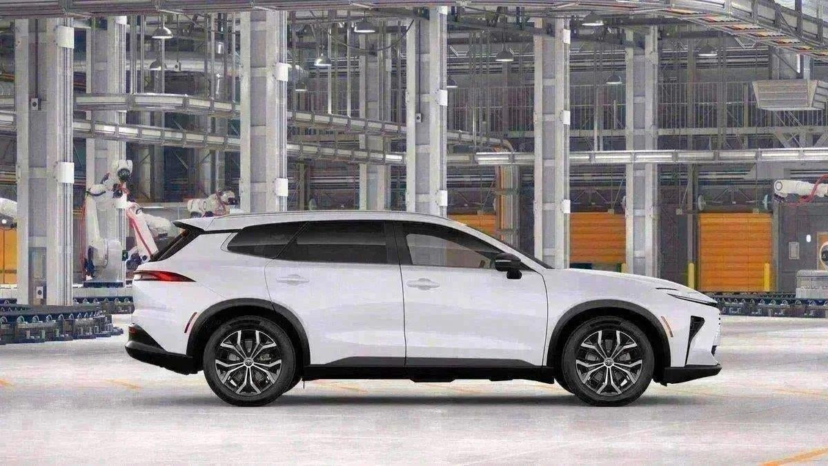 2026 Toyota Toyota Crown Signia XLE