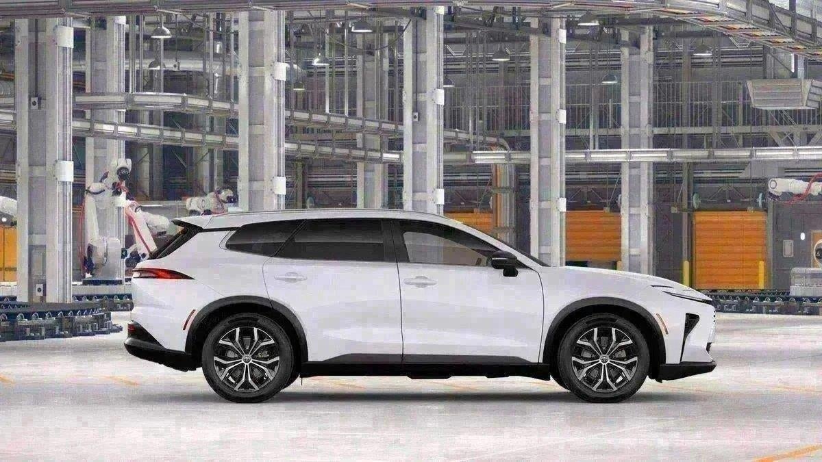 2026 Toyota Toyota Crown Signia XLE