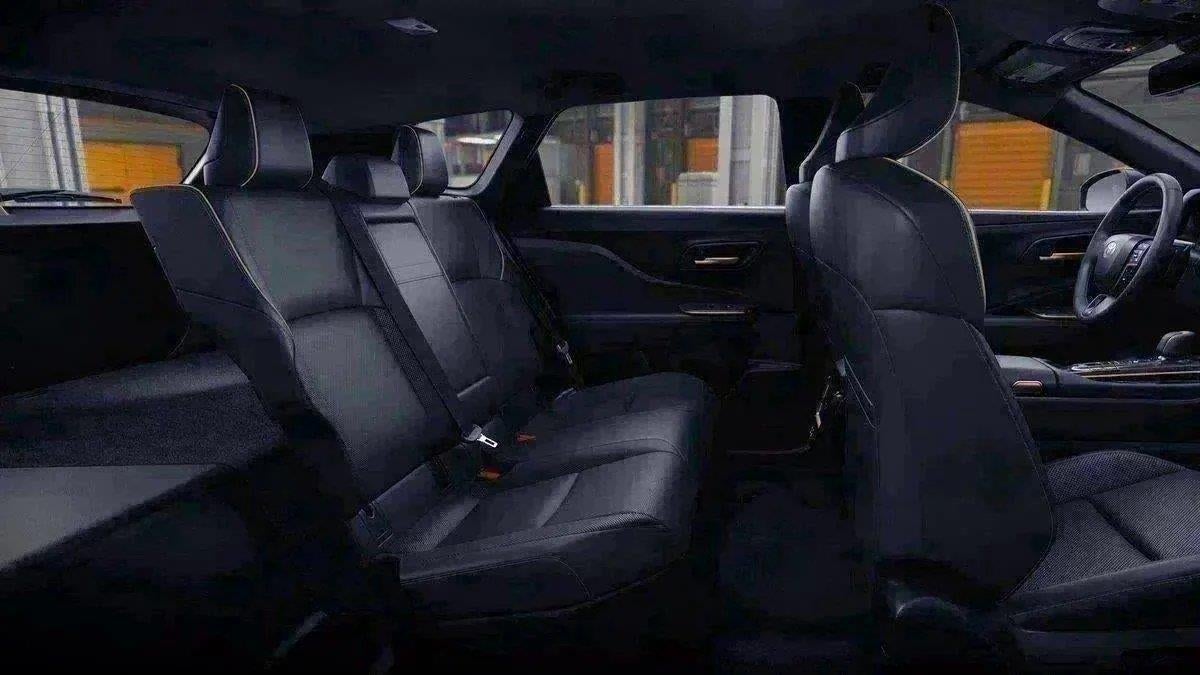 2026 Toyota Toyota Crown Signia XLE