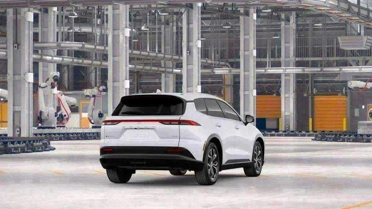 2026 Toyota Toyota Crown Signia XLE