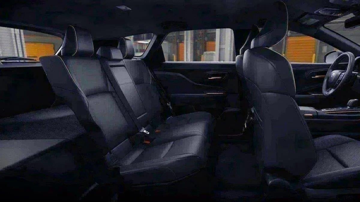 2026 Toyota Toyota Crown Signia XLE