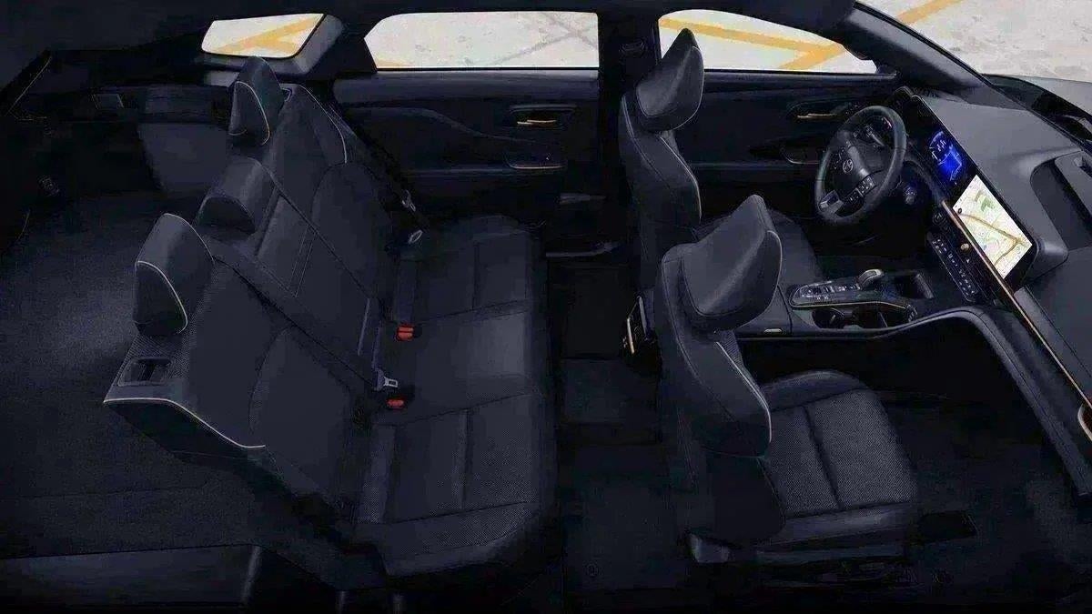2026 Toyota Toyota Crown Signia XLE